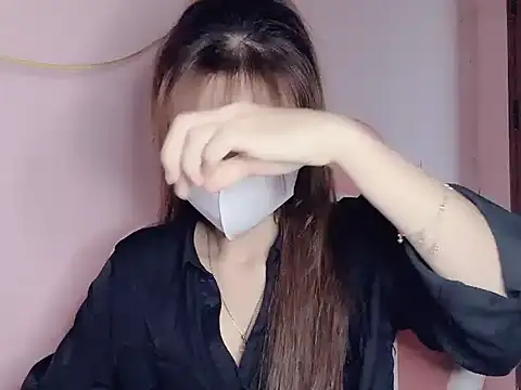 Alee8668 online show from July 17, 2:27 am