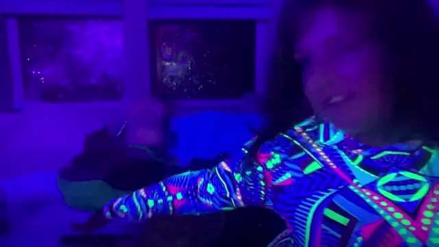 maddiliz online show from October 18, 12:03 am