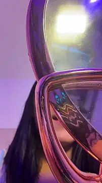 Nicolegh  online show from June 17, 2:02 am