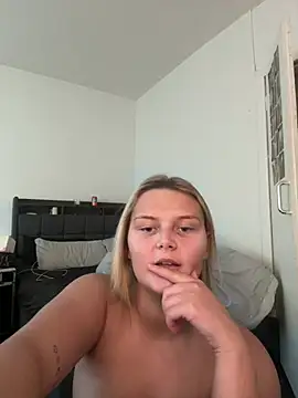 Skylablonde online show from July 2, 2:12 pm