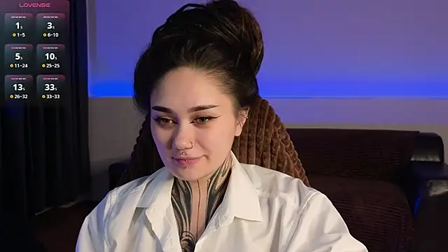 KarenHotFlirt online show from June 12, 2:58 pm