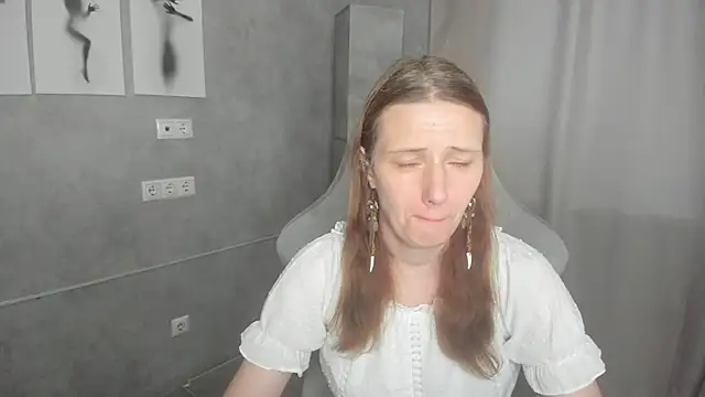 Kathrine-Meyer online show from June 13, 3:04 am