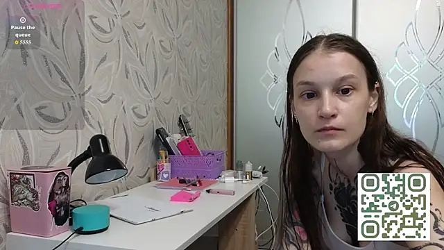 Little skinnyDevil online show from July 17, 2:49 am