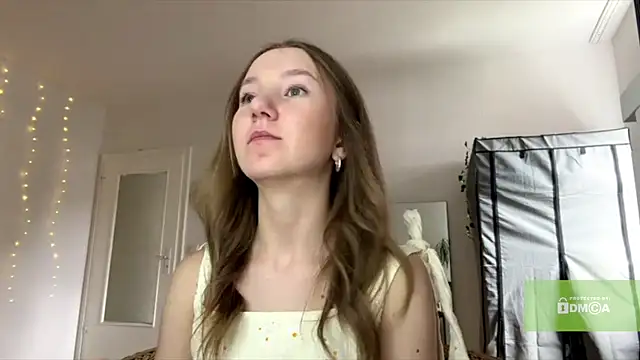 smalllisa online show from July 4, 4:14 pm