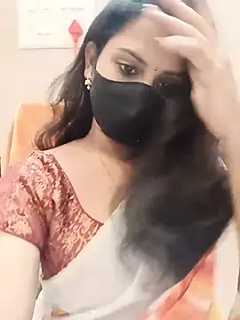 Clara-Lilly online show from June 24, 1:54 pm