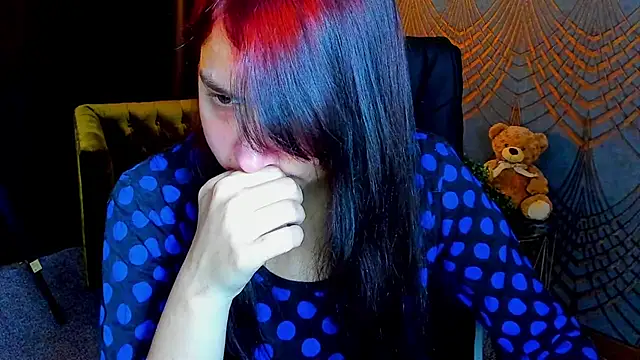 Livia Shy online show from June 26, 5:41 am