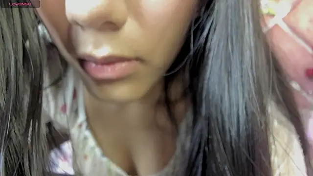Carla Alvez online show from June 18, 2:33 pm