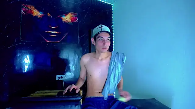 TheShamefulBoys online show from June 19, 9:40 pm