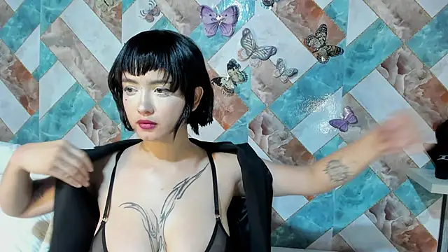 addison avery online show from July 11, 4:01 am