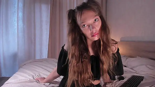 KitsuneDreams online show from June 14, 5:30 am