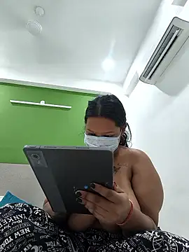 priti141 online show from June 15, 11:43 am