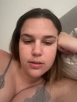Lauretta1507 online show from June 21, 6:56 pm