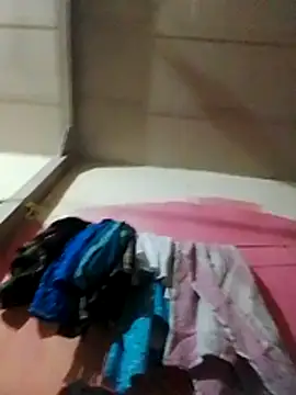 Riya2506 online show from June 24, 6:29 pm