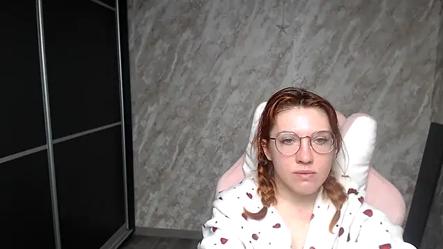 Reginasmilee online show from February 22, 3:07 am