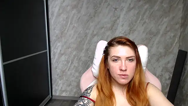 Reginasmilee online show from February 27, 9:09 am