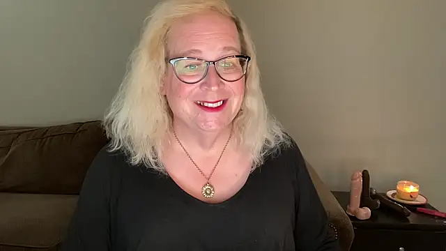 silverbanger3 online show from March 7, 2:18 am