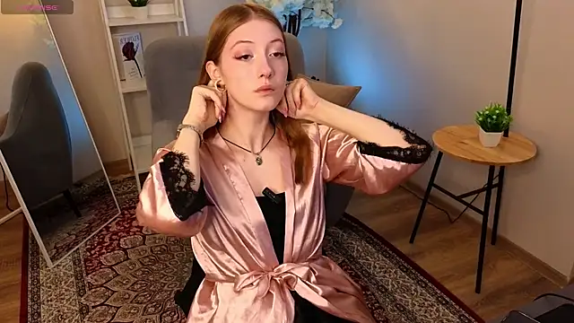 MaryanaMilsy online show from July 2, 4:29 am