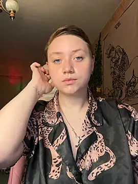 lily shamy online show from July 7, 5:49 pm