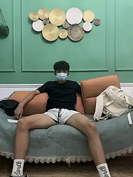Mrwang66666 online show from July 16, 2:21 pm