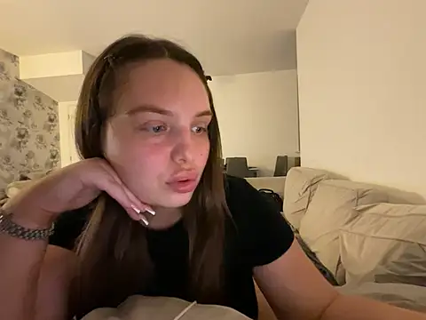 PregnantEllaxx online show from July 8, 10:45 pm