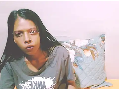 IndianSexyFoxy online show from July 6, 3:25 pm
