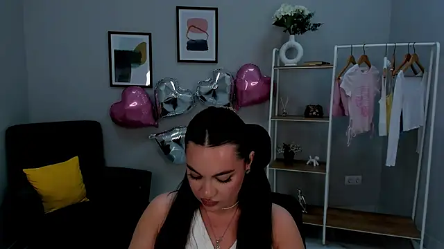 TracyMcBride online show from July 9, 11:12 am