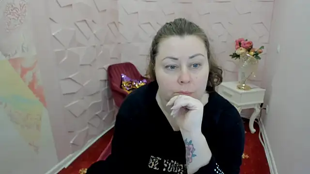 Daniela price online show from July 7, 12:41 pm