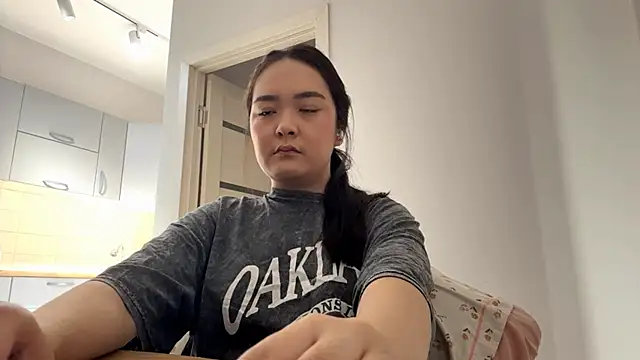 GiuliaXan online show from July 13, 8:48 am