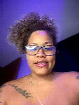 riri brunnete online show from October 7, 7:24 am