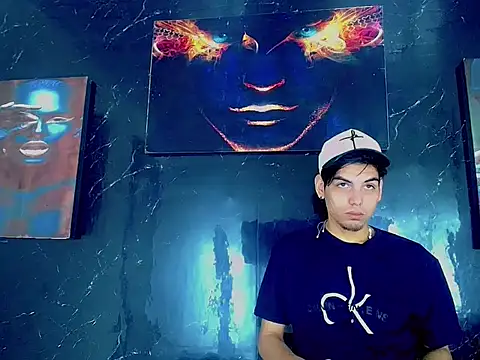 LuxeCouple online show from July 27, 2:58 pm