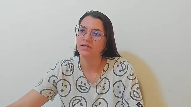 MARILYN GARCIA online show from October 6, 3:18 pm