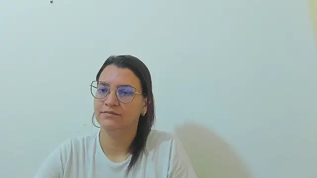 MARILYN GARCIA online show from October 10, 12:43 pm