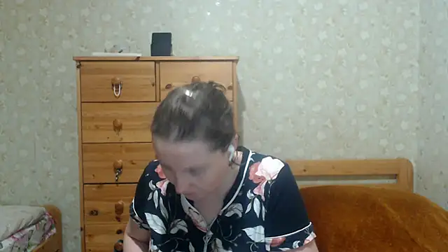 Smart Rose online show from October 7, 11:42 pm