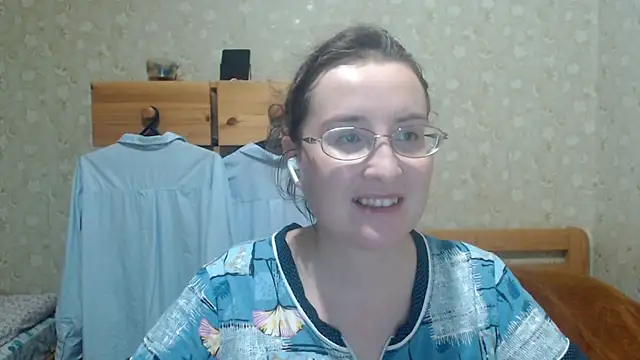 Smart Rose online show from October 11, 1:43 am