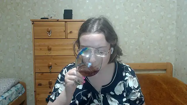 Smart Rose online show from November 12, 10:30 pm