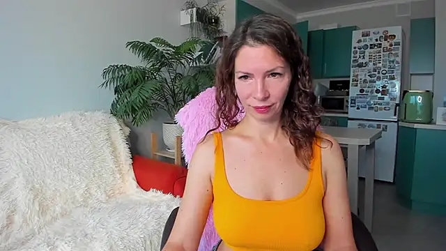 ChristinaGlory online show from October 24, 7:59 am