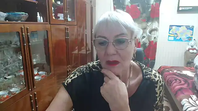 JenaCheim online show from October 13, 7:27 pm