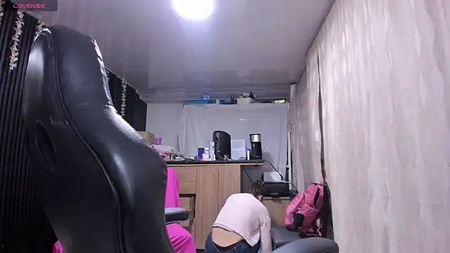 lalanaughty online show from September 22, 10:46 am