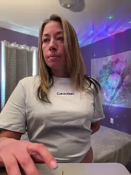  NinaLuvSins  online show from April 8, 3:25 pm