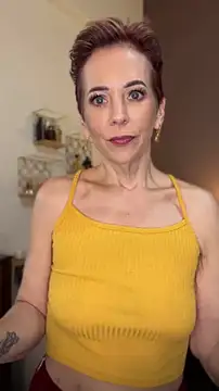 RubyLynne online show from April 28, 9:08 pm