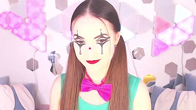 LexiKiss online show from October 7, 11:47 am