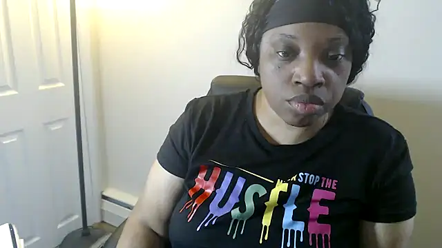 Sexymona1218 online show from March 12, 9:50 pm