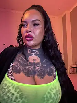  MelinaCurves  online show from March 28, 10:30 pm