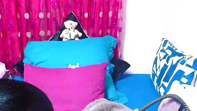 SLUTTYROXY online show from November 13, 6:29 pm