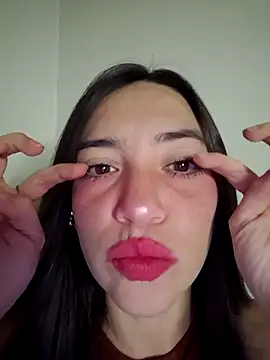 loveuu-bae online show from April 15, 2:56 am