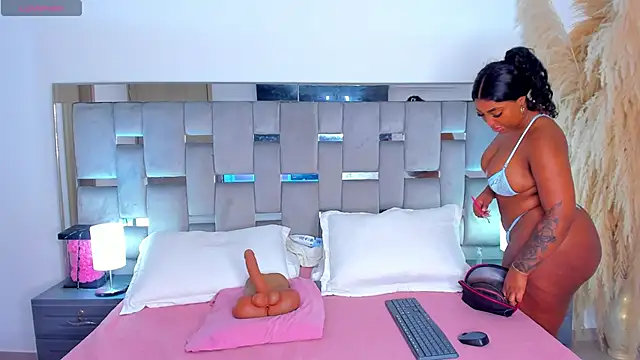 Cammiila online show from May 31, 4:46 pm
