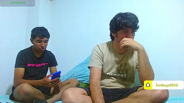 biglatin80 online show from October 22, 3:11 am