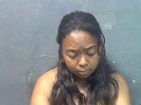 milkboobsgirl online show from November 15, 8:04 am