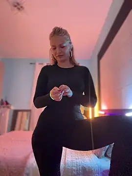 AnastasiaAniess online show from January 10, 7:18 pm