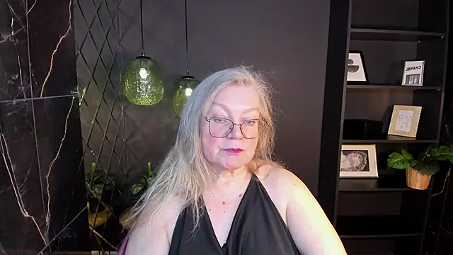 NataliMellow online show from March 1, 1:33 pm